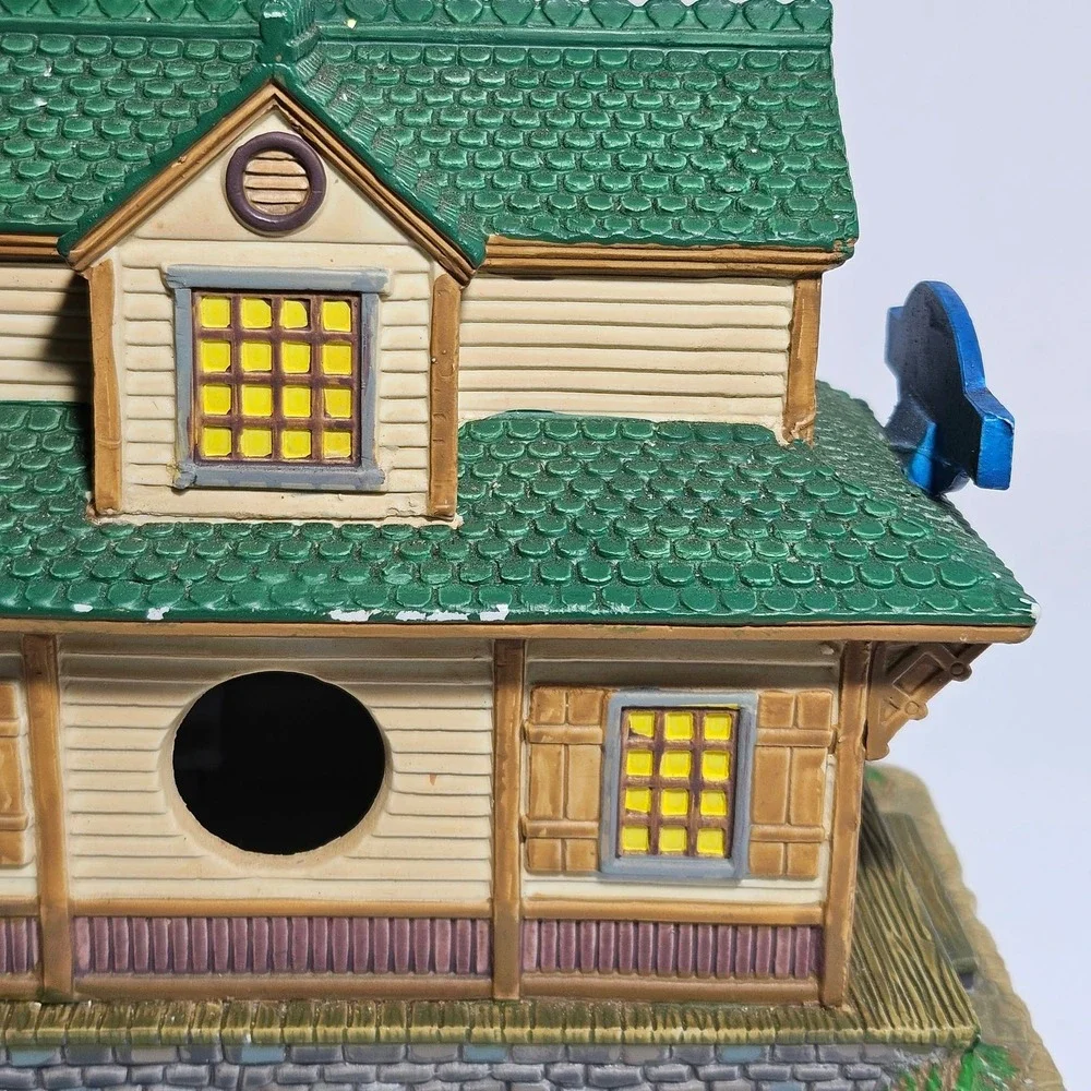 Lemax Signature Collection Village Crossing Depot Illuminated Train Station Box